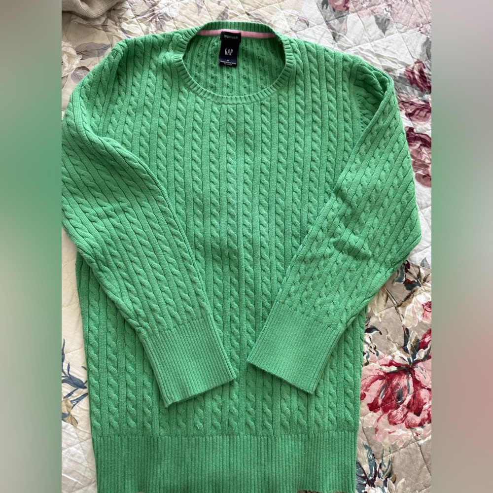 GAP Green Cable Knit Sweater